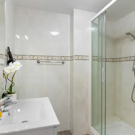 Arenal 3 - Plusholidays Appartement *