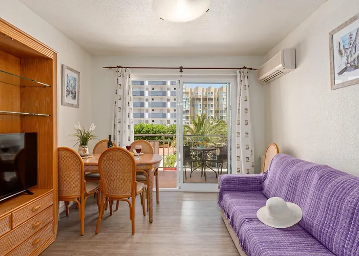 Apartment Arenal 3 - Plusholidays